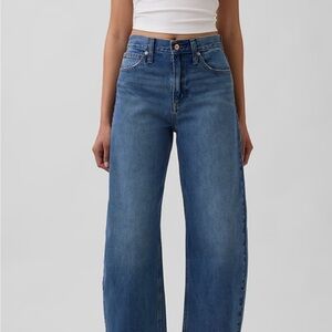 GAP Women's Jeans in Vibrant Blue